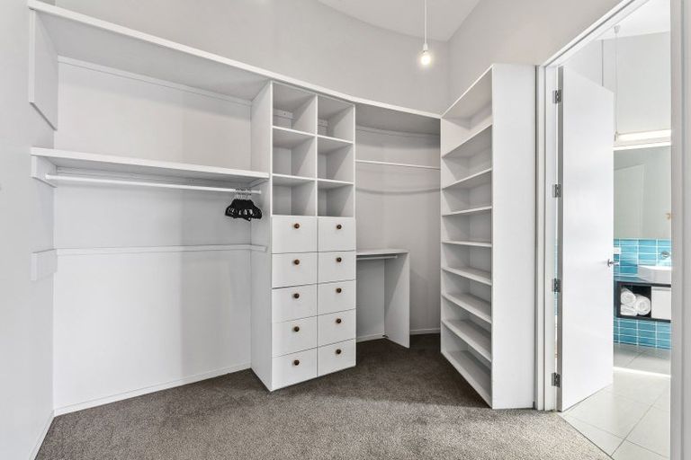 Photo of property in 13 Shearer Drive, Oakura, 4314