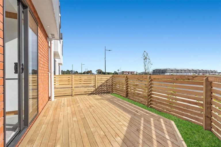 Photo of property in 36 Corporal Street, Papakura, 2110