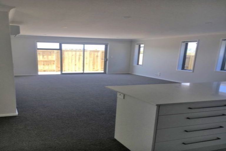 Photo of property in 49 Hills View Drive, Papamoa, 3118