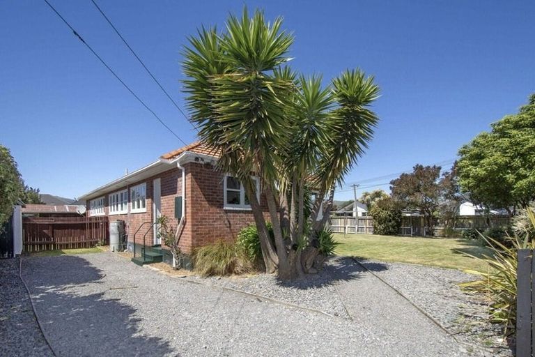 Photo of property in 1 Hobson Street, Woolston, Christchurch, 8023