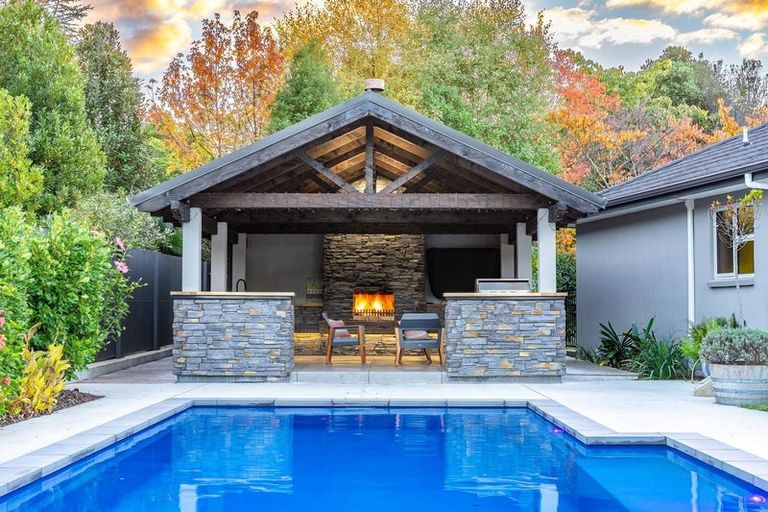 Photo of property in 158 Raumati Road, Raumati Beach, Paraparaumu, 5032