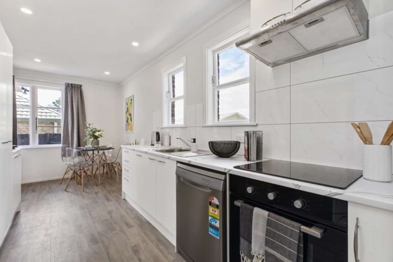 Photo of property in 1/16 Avis Avenue, Papatoetoe, Auckland, 2025