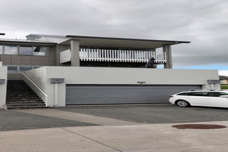 Photo of property in 14 Moores Road, Silverdale, 0932