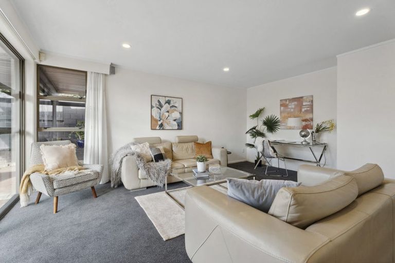 Photo of property in 1/16 Oleander, Farm Cove, Auckland, 2012