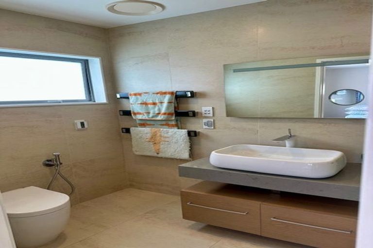 Photo of property in 1 Manaia Place, Mairangi Bay, Auckland, 0630