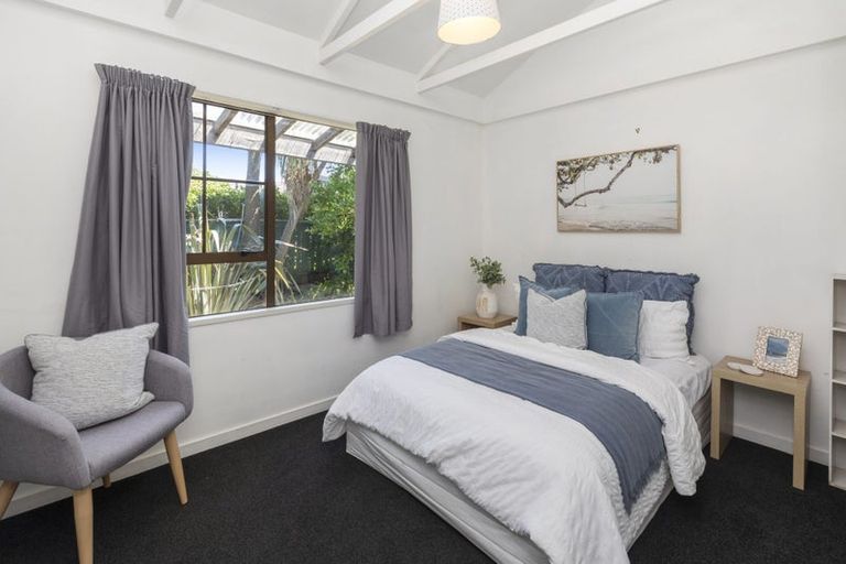 Photo of property in 22 Larnach Street, Waimairi Beach, Christchurch, 8083