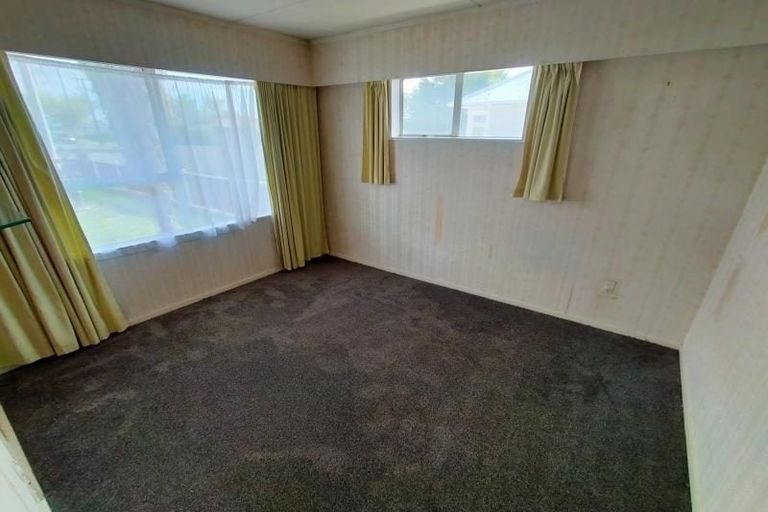 Photo of property in 22 Kings Drive, Levin, 5510