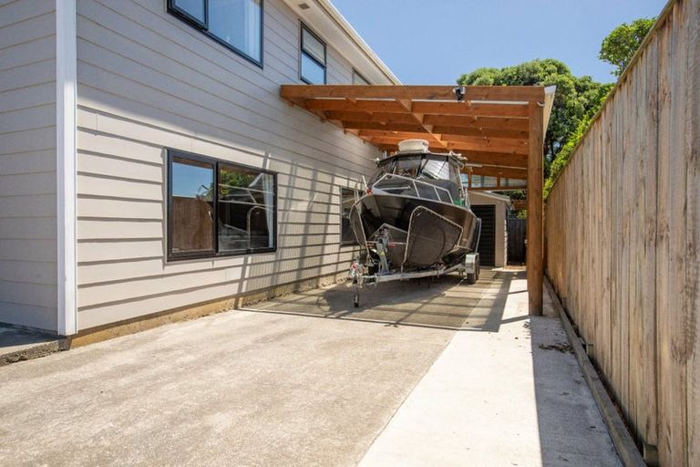 Photo of property in 35 Gawler Street, Te Horo Beach, Otaki, 5581