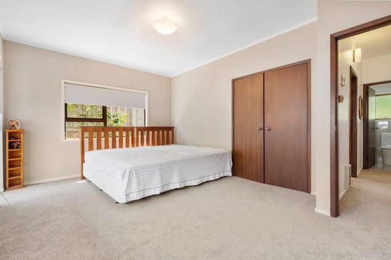 Photo of property in 1/67 Seaview Road, Castor Bay, Auckland, 0620