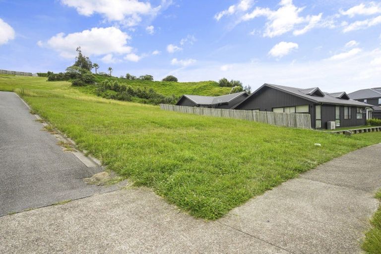 Photo of property in 79 Whakaturou Crescent, Pyes Pa, Tauranga, 3112