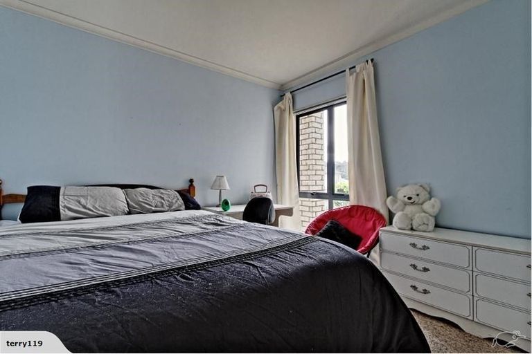 Photo of property in 7 Henry Partington Place, Greenhithe, Auckland, 0632