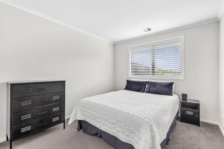 Photo of property in 15 Moemoea Place, Cambridge, 3434