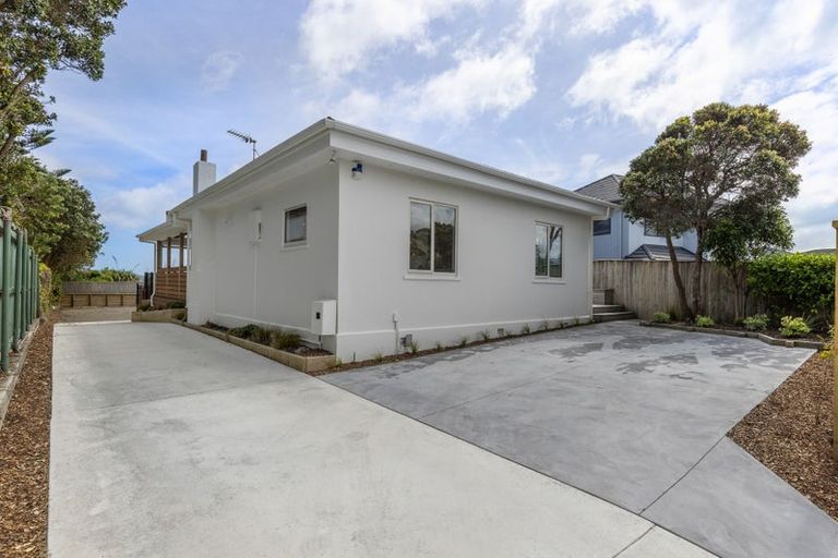 Photo of property in 169 Manly Street, Paraparaumu Beach, Paraparaumu, 5032