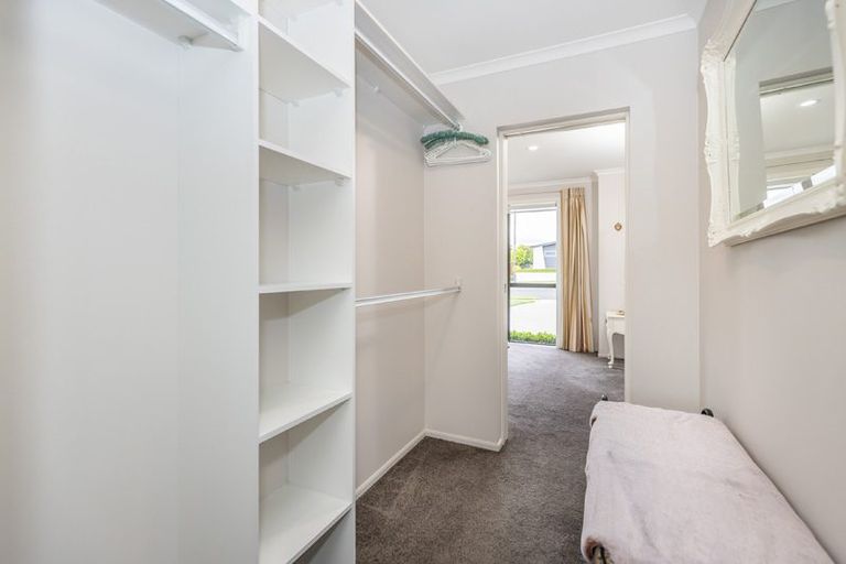 Photo of property in 8 Compton Grove, Huntington, Hamilton, 3210