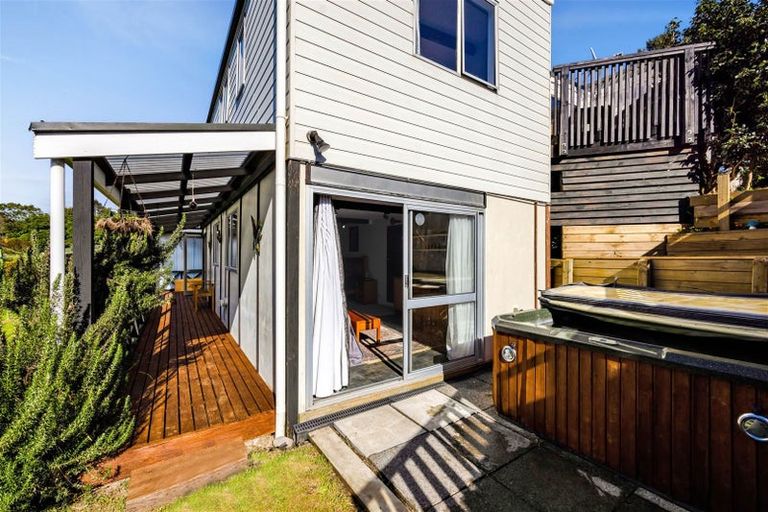 Photo of property in 14 Antonia Place, Bell Block, New Plymouth, 4312