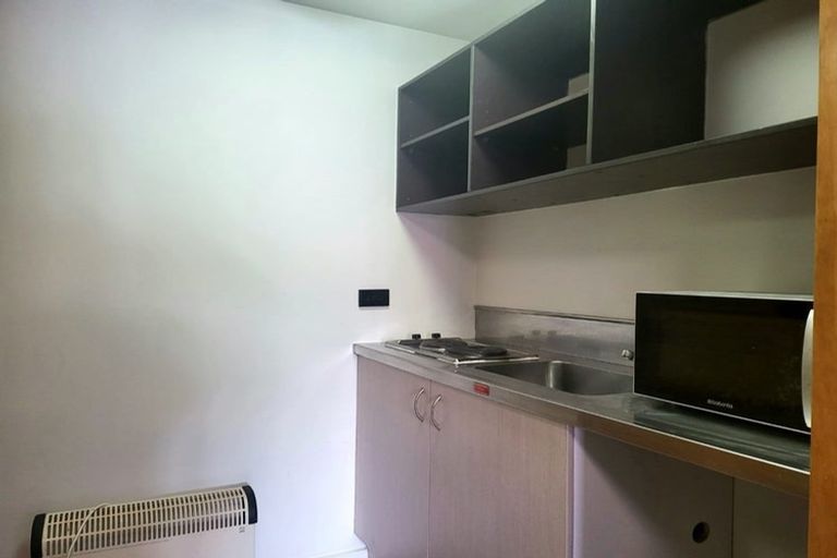 Photo of property in Martin Square Apartments, 213/20 Martin Square, Te Aro, Wellington, 6011