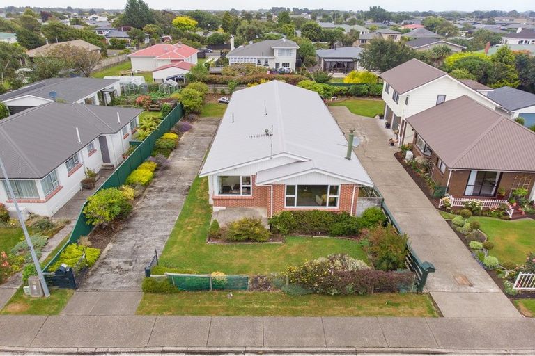 Photo of property in 63 Helmsdale Street, Waverley, Invercargill, 9810