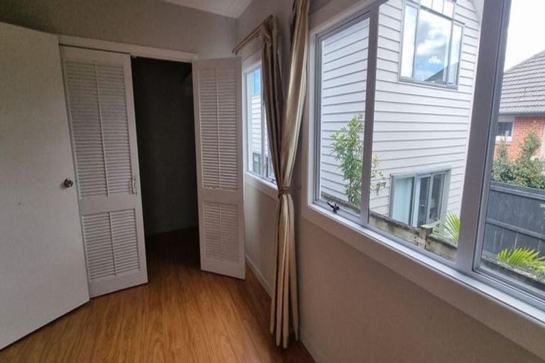 Photo of property in 139 Bucklands Beach Road, Bucklands Beach, Auckland, 2012