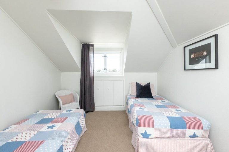 Photo of property in 47 Arataki Road, Havelock North, 4130