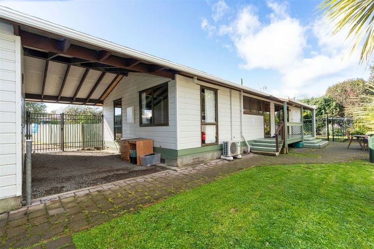 Photo of property in 27 Charles Street, Levin, 5510
