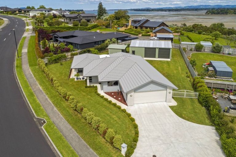Photo of property in 87 Margaret Drive, Omokoroa, 3114