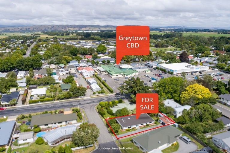 Photo of property in 9 Oak View Place, Greytown, 5712