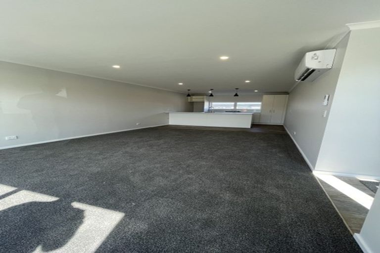 Photo of property in 20 Bluff Road, Kenepuru, Porirua, 5022