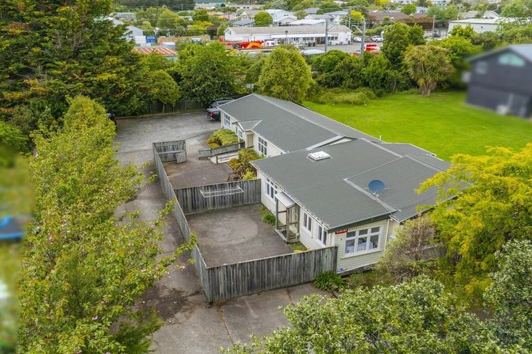 Photo of property in 84 Amohia Street, Paraparaumu, 5032
