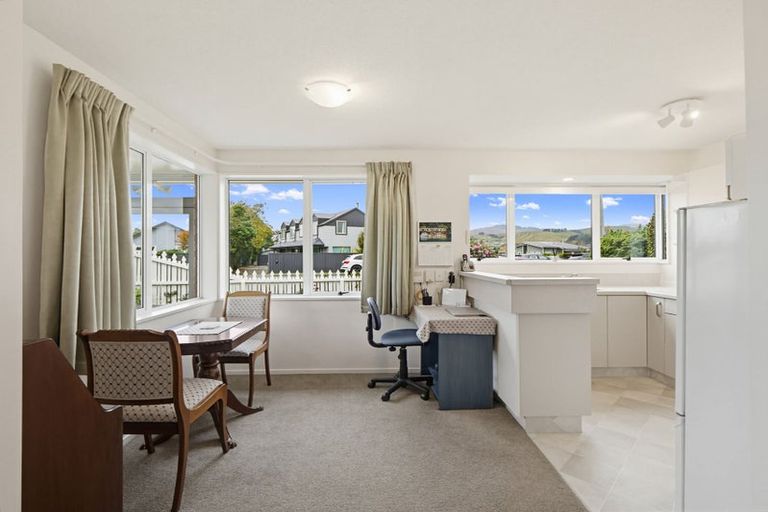 Photo of property in 8 Kennedys Bush Road, Halswell, Christchurch, 8025