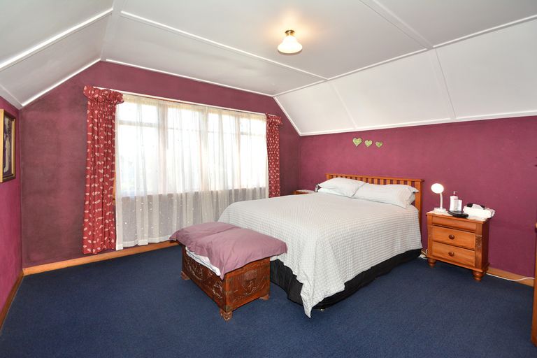 Photo of property in 210 Bay View Road, South Dunedin, Dunedin, 9012