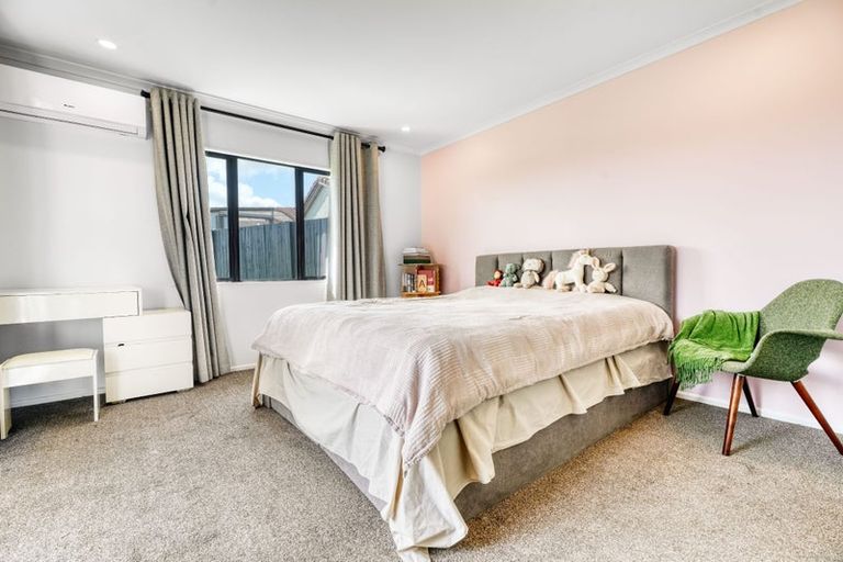 Photo of property in 5 Phoenicia Court, The Gardens, Auckland, 2105