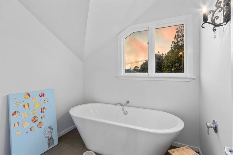 Photo of property in 58 Jeffreys Road, Fendalton, Christchurch, 8052