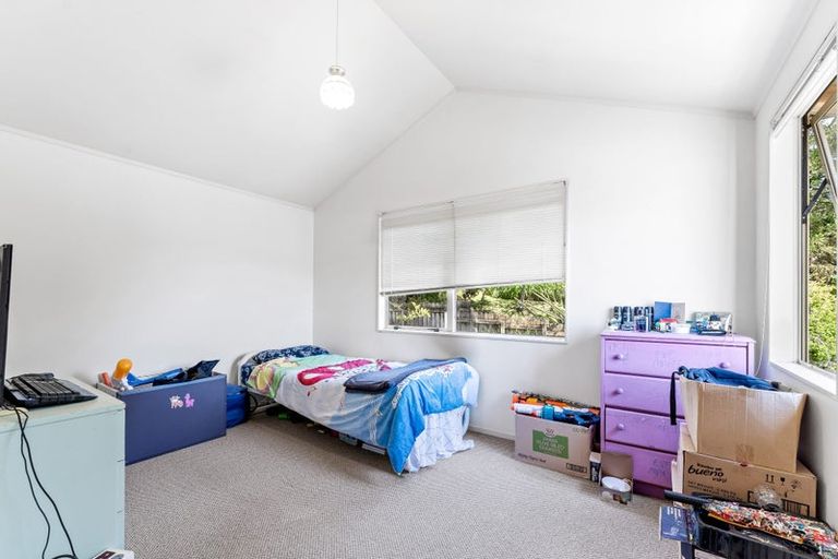 Photo of property in 2/372 Whangaparaoa Road, Stanmore Bay, Whangaparaoa, 0932