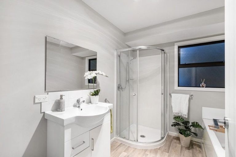 Photo of property in 28a Tavender Street, Woolston, Christchurch, 8023