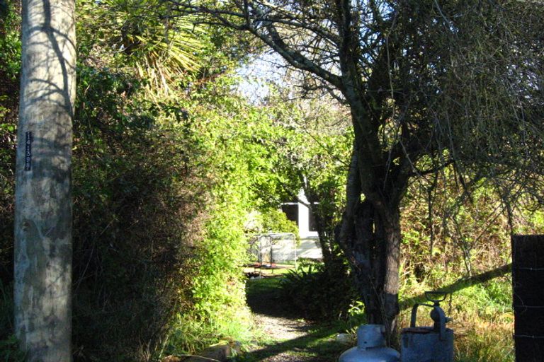 Photo of property in 18 Mclachlan Street, Waitati, 9085