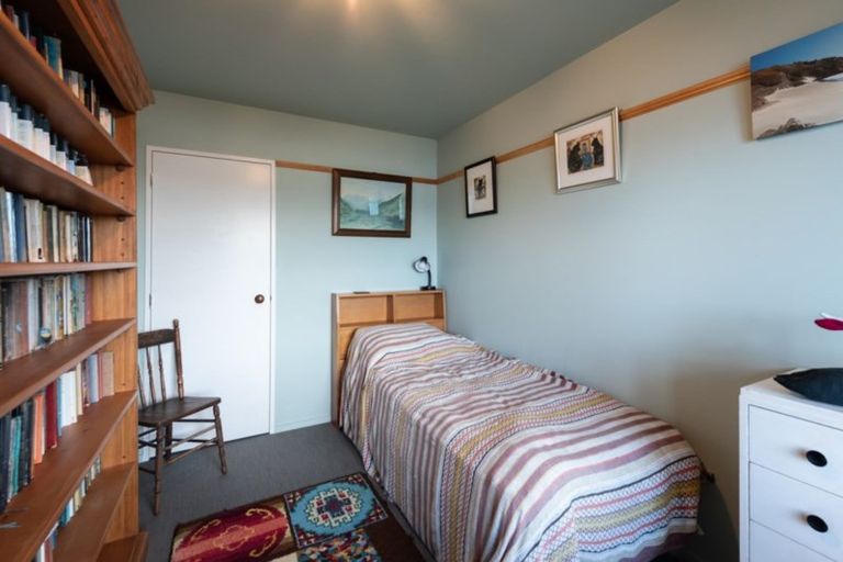 Photo of property in 3/422 Queens Drive, Lyall Bay, Wellington, 6022