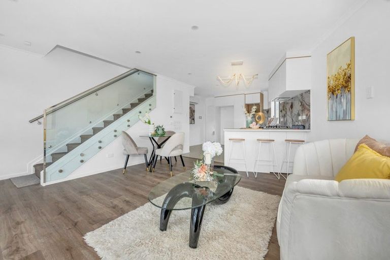 Photo of property in 6b Tua Place, Favona, Auckland, 2024