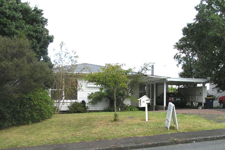 Photo of property in 15 Arrow Road, Forrest Hill, Auckland, 0620