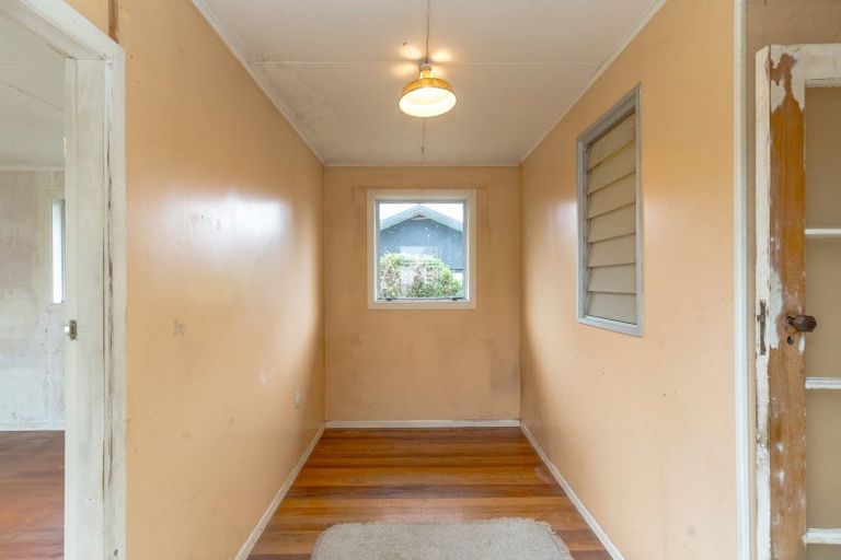 Photo of property in 14 Udy Street, Greytown, 5712