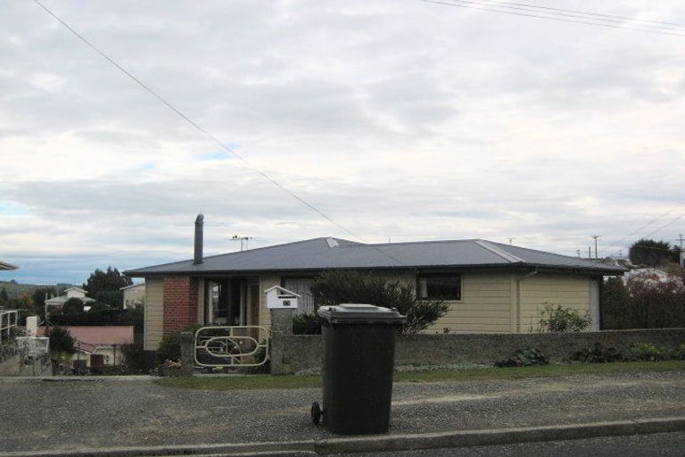 Photo of property in 17 Harwich Street, Balclutha, 9230