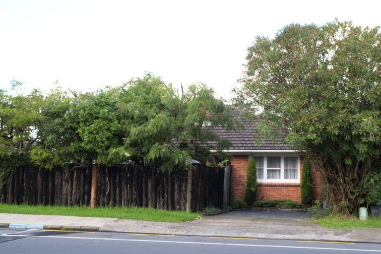 Photo of property in 2/10 Botany Road, Howick, Auckland, 2010