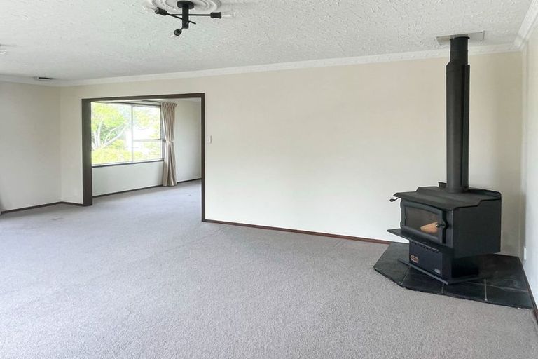 Photo of property in 14 Camberwell Place, Avonhead, Christchurch, 8042