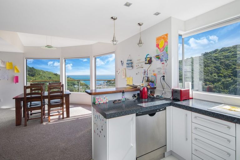 Photo of property in 32 View Road, Houghton Bay, Wellington, 6023