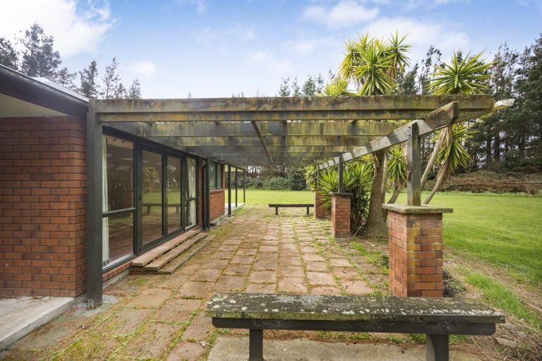 Photo of property in 1351 Rongotea Road, Kairanga, Palmerston North, 4475