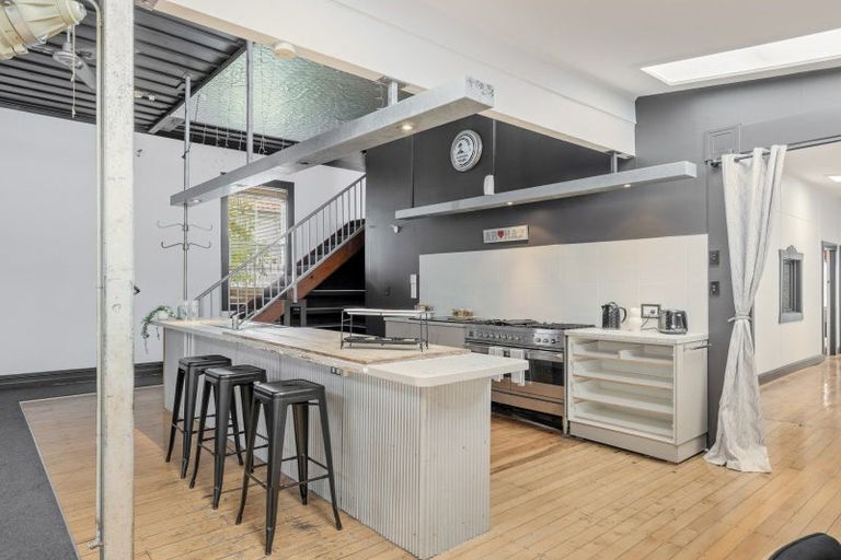 Photo of property in 43 Domett Street, Waitara, 4320