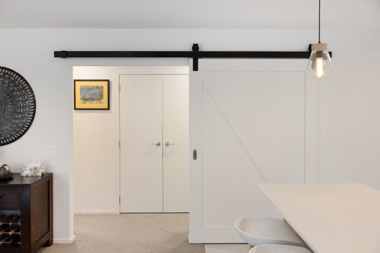 Photo of property in 5 Hanlow Place, Pyes Pa, Tauranga, 3112