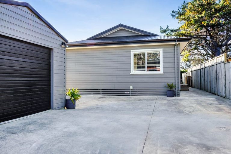 Photo of property in 8 Manatu Lane, Inglewood, 4330