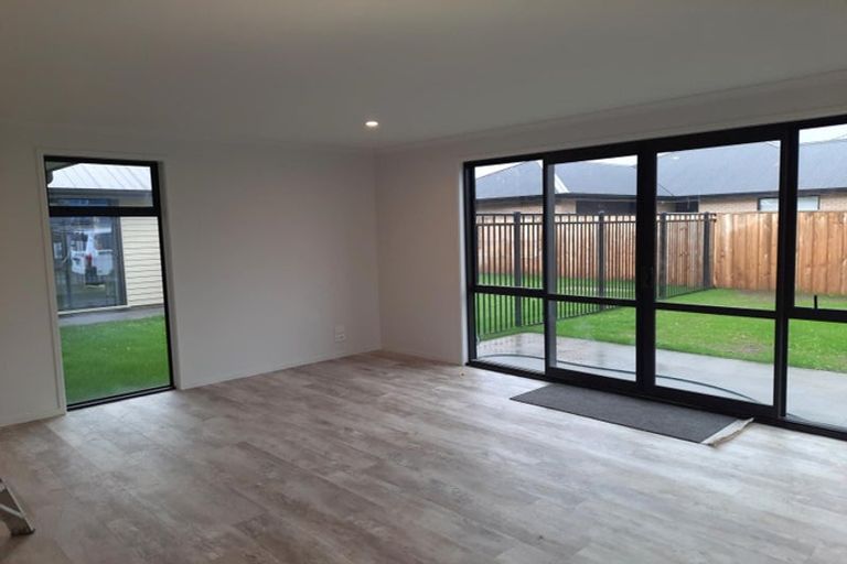 Photo of property in 6 Hebe Lane, Northwood, Christchurch, 8051