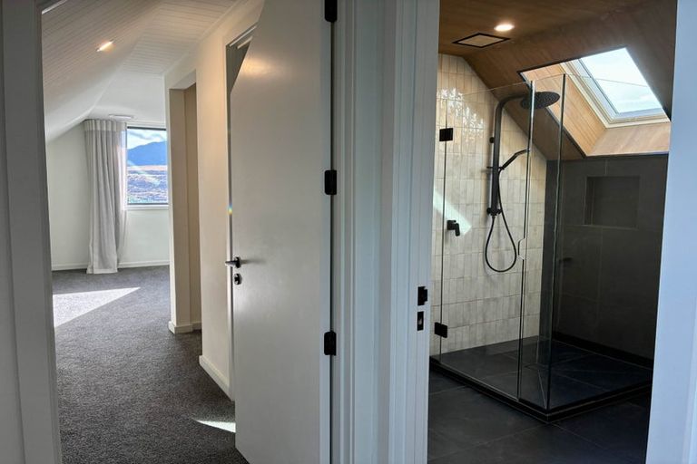 Photo of property in 141 Spur Ridge Rise, Jacks Point, 9371