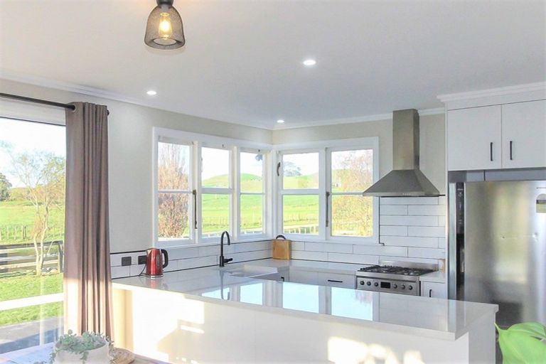 Photo of property in 32 Mccardle Road, Pahiatua, 4984